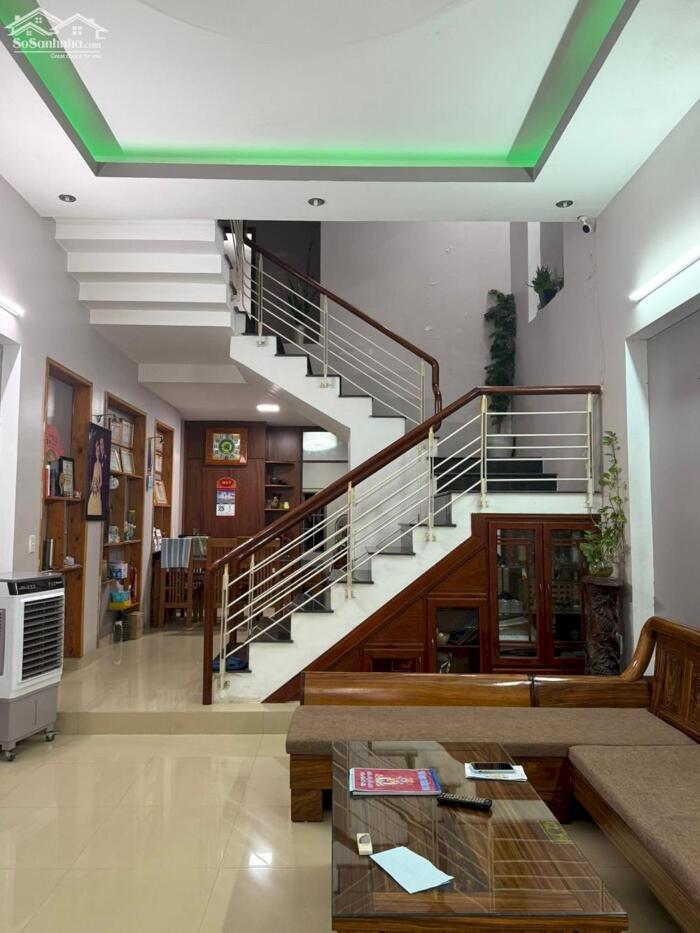 Hình ảnh Chính Chủ gửi bán nhà 2 tầng 2 mê MT đường Lê Thiệt,P Hòa Khánh.Đà Nẵng 0