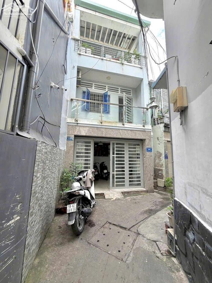 Hình ảnh Bán nhà hẻm 93// nguyễn du 40 m2 3 lầu giá 4 tỷ 950 TL 0