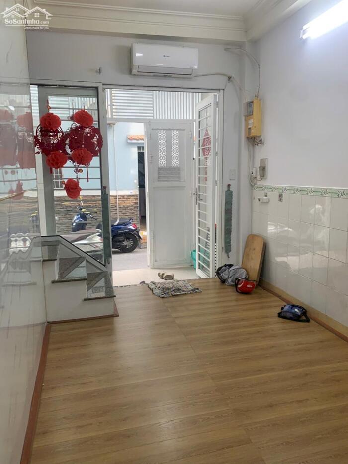 Hình ảnh Chính chủ bán nhà hẻm ba gác 5/99/ nơ trang long 32.4 m2 vuông vức giá 6 tỷ 8 TL 12