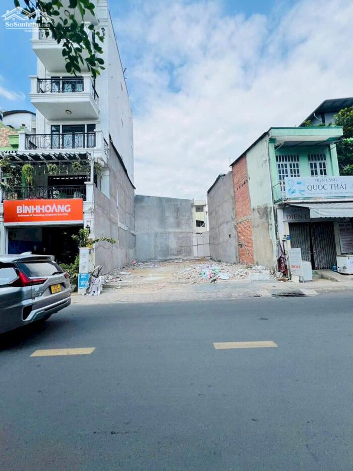 Hình ảnh Bán Đất Mặt Tiền Quốc Hương Xây Cao 6 Tầng DT:113m2(8,5mx13,3m)-Giá 36 Tỷ TL 0