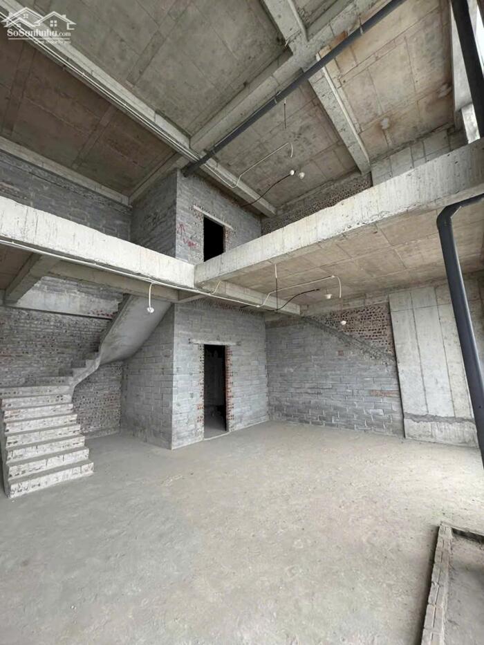 Hình ảnh BÁN PENHOUSE VCI MOUTAIN VIEW DIỆN TÍCH 186 M2 HƯỚNG ĐÔNG NAM MÁT MẺ 1