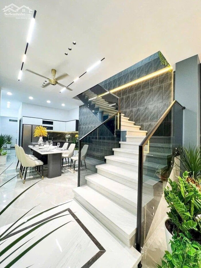 Hình ảnh TUYỆT PHẨM NHÀ MỘT TRỆT & MỘT LẦU ĐƯỜNG SỐ 8 THUỘC KDC HỒNG PHÁT 7