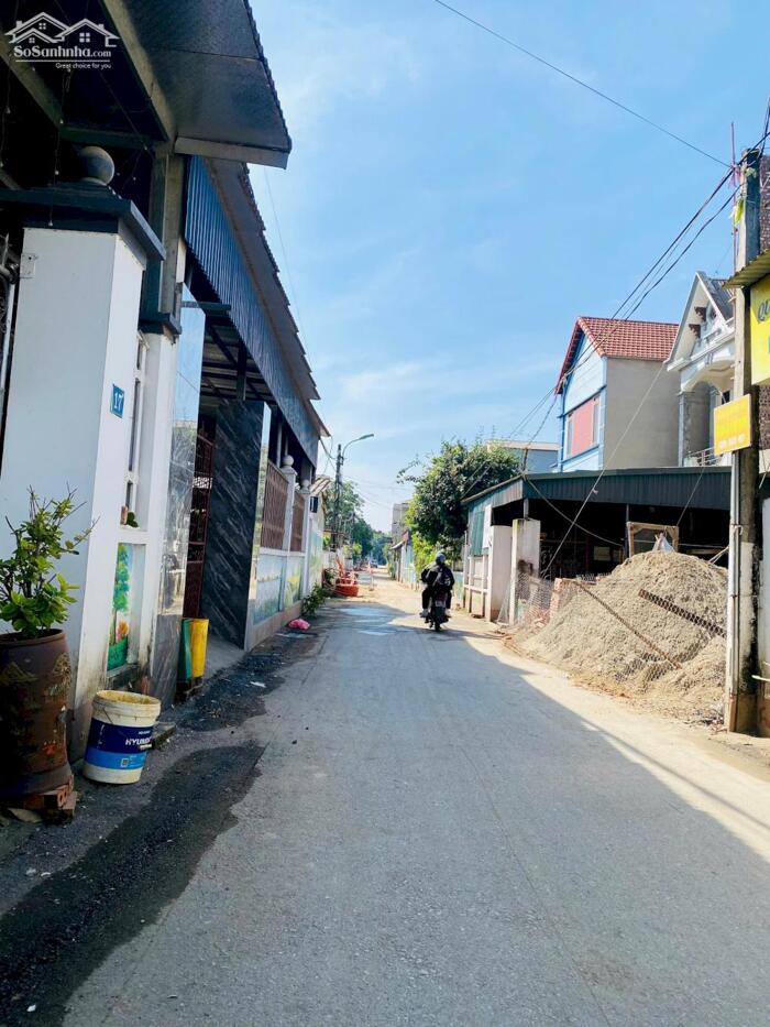 Hình ảnh Bán đất tại xóm Nọi, Định Trung, Vĩnh Yên, Vĩnh Phúc. Hướng Đông Nam, đường rộng. 0