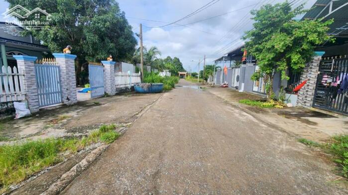 Hình ảnh bán đất 7x40 full thổ cư, 2 mặt tiền Phan Chu Trinh, Tân Phước, LaGi. Gần Biển Cam Bình 3