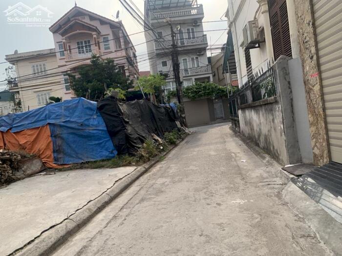 Hình ảnh Bán gấp 62m đất ngõ 565 Bát Khối, tài chính chưa tới 9 tỷ ô tô vào nhà thoải mái 1