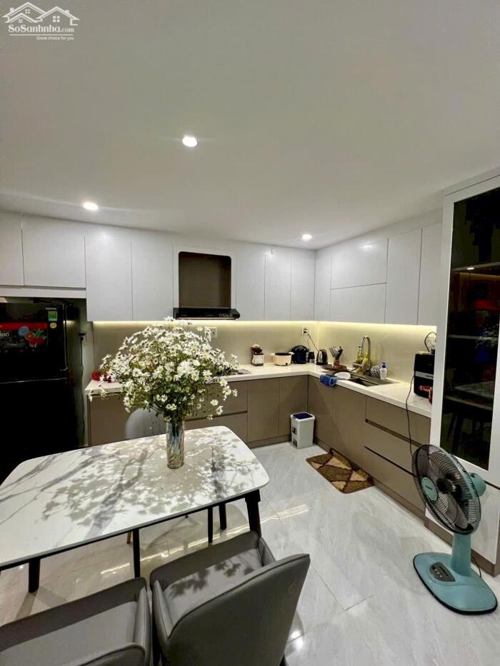 Hình ảnh BÁN NHÀ LÊ DUẨN _ 2 TẦNG, 70M²đ , 3 PN _ GIÁ: 4.85 TY 1