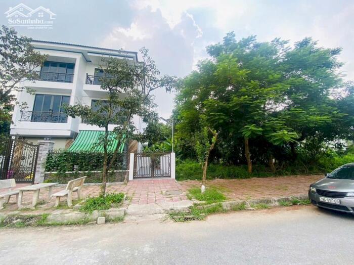 Hình ảnh Bán lô 200m2, mt 12.5m Khu B Nam Đầm Vạc, Vĩnh Yên lh_0987673102 0