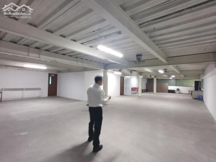 Hình ảnh Cho thuê diện tích 450m2 Tôn Đức Thắng 0