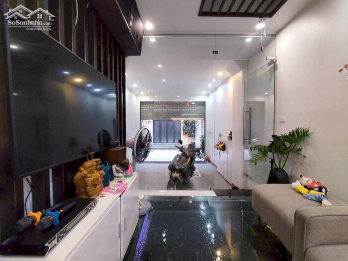 Hình ảnh Bán nhà phố Thái Hà_mặt ngõ ô tô tránh_kinh doanh ngày đêm_vuông vắn_giá chào 30 tỷ 0