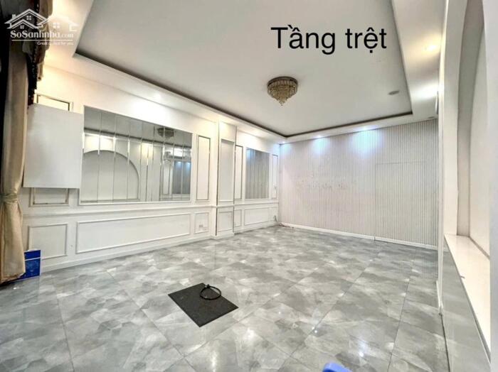 Hình ảnh 40 triệu - CHO THUÊ NHÀ 5 TẦNG MẶT TIỀN TRẦN VĂN HOÀI, Sát bên Sheraton Cần Thơ 3