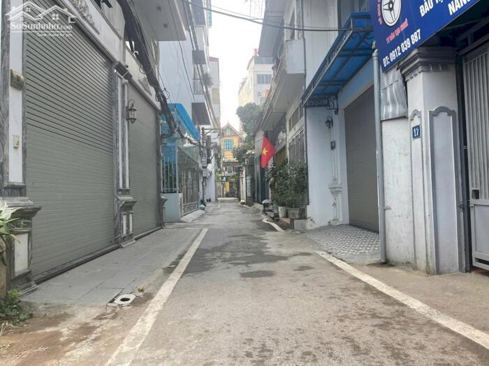 Hình ảnh Hàng xóm cần bán đất 53m2 ngõ 84 Đàm Quang Trung làng Nha, đường thông ô tô 7 chỗ vào nhà, vị trí đẹp gần Aeonmal 4