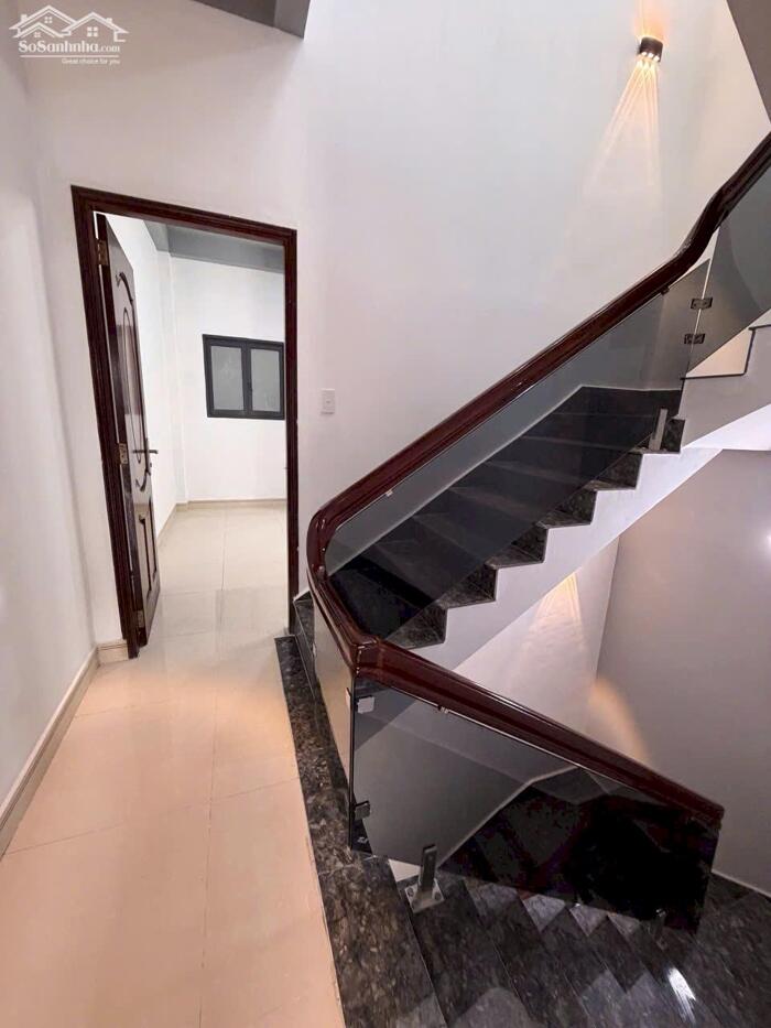 Hình ảnh MẶT TIỀN LẠC LONG QUÂN Q.11 - 4 TẦNG – NHÀ ĐẸP MỚI - 3.9*16 - CHỈ 14.5 TỶ TL HĐT LÊN 40 TRIỆU/THÁNG 2