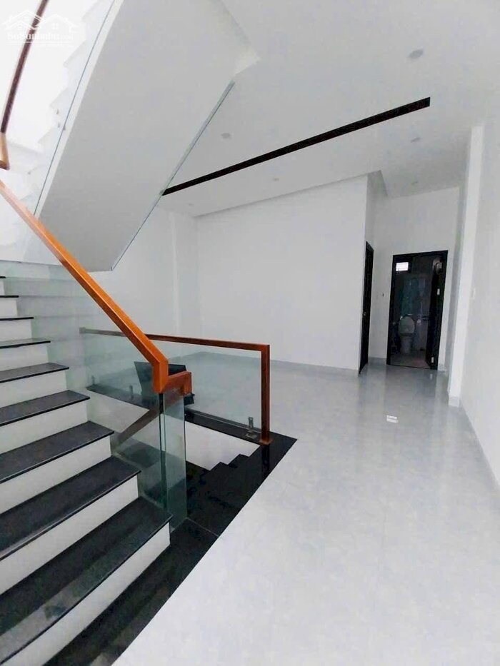 Hình ảnh Cần bán nhà 3 tầng MT Hòa Minh 19,P Hòa Khánh.Đà Nẵng. 4