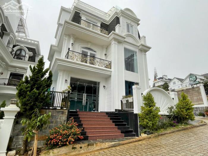 Hình ảnh Biệt Thự Sân Vườn Cách Hồ Xuân Hương 500m, Đường 9m -DT : 378m - 3 Tầng- 20pn giá chỉ 35 tỷ! 18