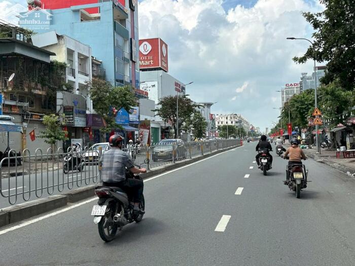 Hình ảnh SỐC Nhà MTKD ngang 4.2m KD đỉnh 48m2 Nguyễn Văn Lượng view Lotte Mart chỉ 10 tỷ. 8