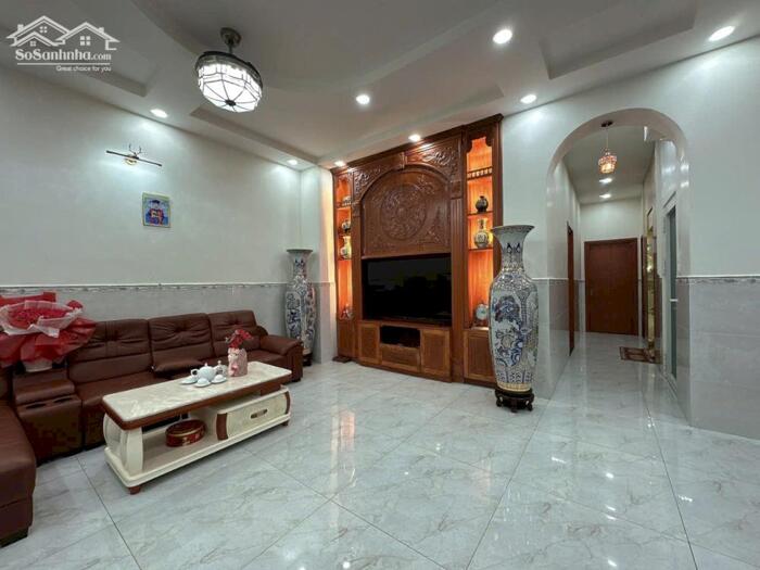 Hình ảnh CHDV mới có hầm 6L HXH Thống Nhất ngang 9m 180m2 27PN cao cấp TN 120tr gần trường 33.9 tỷ 0