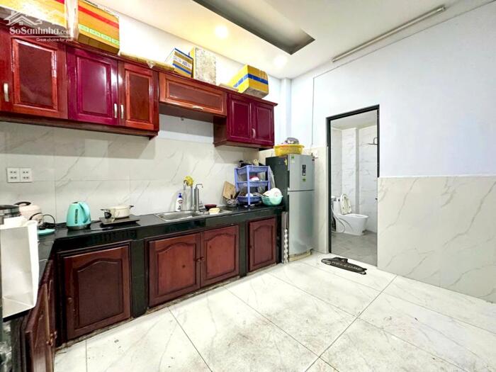 Hình ảnh NHÀ HỒ BÁ KIỆN CHỈ HƠN 7 TỶ, 45M2, 2 TẦNG, NGANG 3M9 NỞ HẬU, HẺM 3M SÁT MẶT TIỀN, NGAY TRẠM METRO LÊ THỊ RIÊNG 2