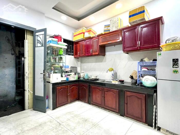 Hình ảnh NHÀ HỒ BÁ KIỆN CHỈ HƠN 7 TỶ, 45M2, 2 TẦNG, NGANG 3M9 NỞ HẬU, HẺM 3M SÁT MẶT TIỀN, NGAY TRẠM METRO LÊ THỊ RIÊNG 3