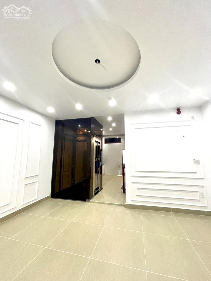 Hình ảnh Cho thuê nguyên căn Văn Cao 10 ngủ khép kín, DT: 70m2. 3