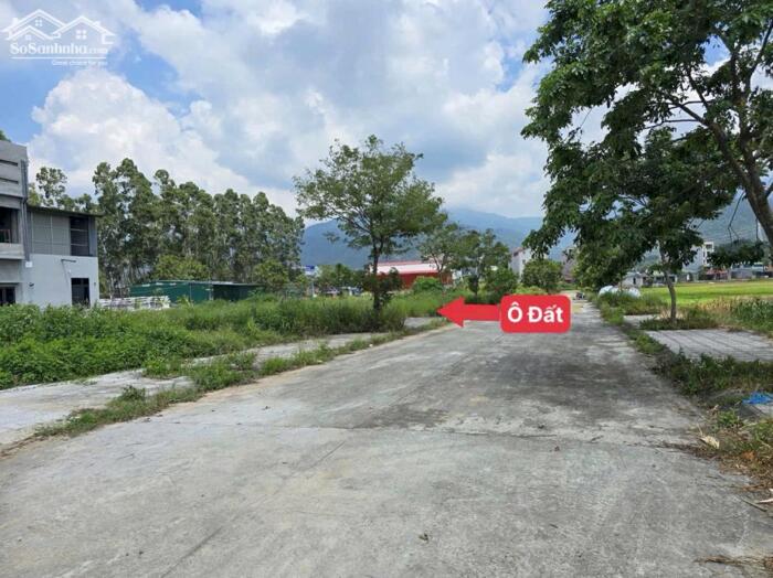 Hình ảnh Bán lô 100m2 băng 2 DT305 Đấu giá Quan Nội, Tam Quan lh_0987673102 0