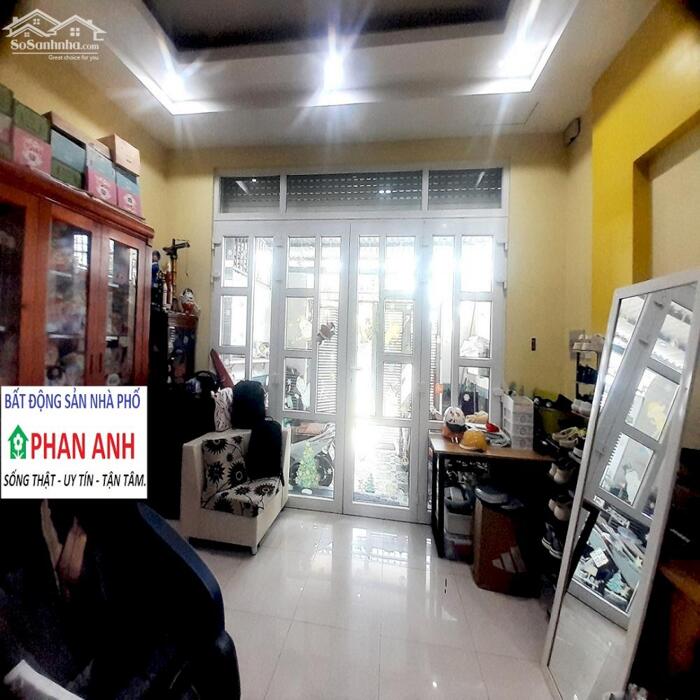 Hình ảnh Bán gấpnhà phố Thủ Đức | Hẻm xe hơi liền kề Kha Vạn Cân | 4 tầng 3 pn | Chỉ 7 tỷ.n. 3