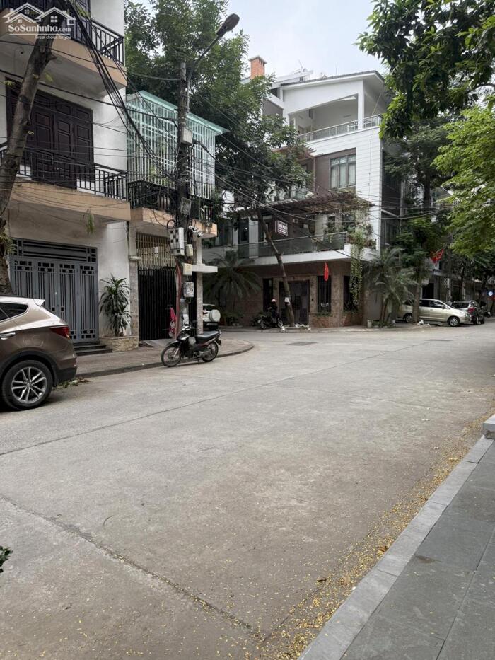 Hình ảnh Bán Nhà P/Lô Ô Tô Tránh Xuân La Tây Hồ 80m2-5T MT5m Vỉa Hè 29,5 Tỷ Có Thương Lượng. 0
