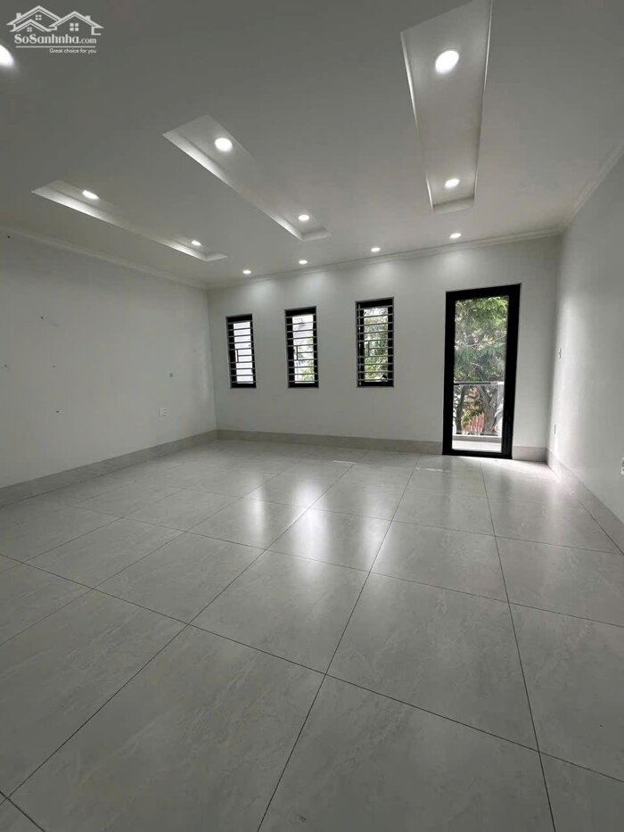 Hình ảnh BDS HVL [NC] [Cho thuê] VĂN PHÒNG Quận 2 - 4 TẦNG - Có hầm + Thang máy 3