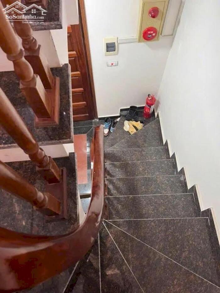 Hình ảnh Bán Nhà Ngõ 122 Xuân Đỗ, Cự Khối, Long Biên 33m2, 5T giá 6,4 tỷ 2