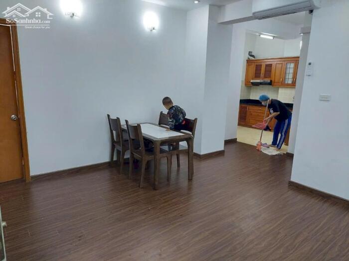 Hình ảnh cho thuê chung cư 137 Nguyễn Ngọc Vũ, Trung Hòa. 90m 3 phòng ngủ, đủ đồ 14,5 triệu 4