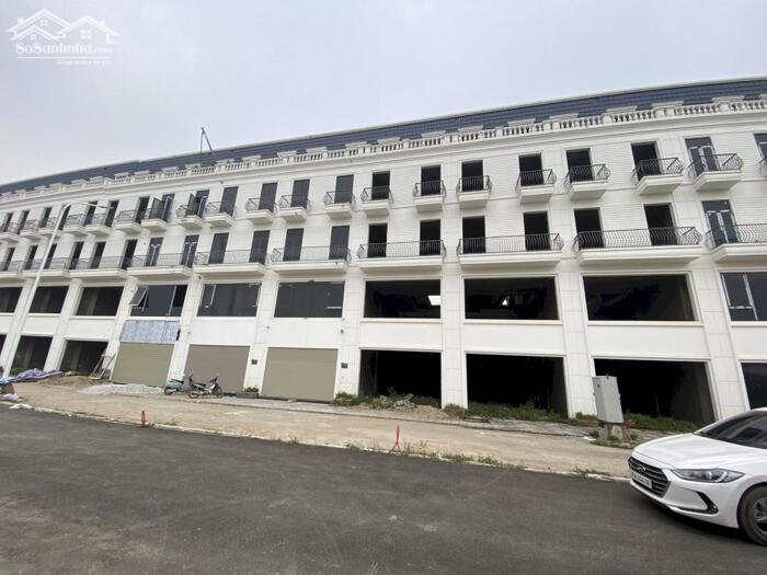 Hình ảnh Bán căn Shophouse VCI Sky Garden băng 1 đường vành đai 52m lh_0987673102 1