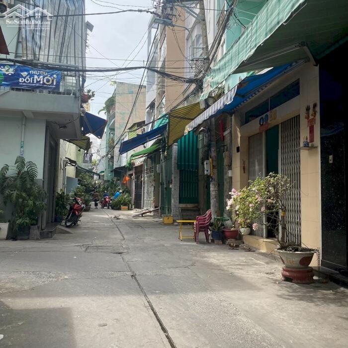 Hình ảnh Xe hơi đậu cửa ngay Hồng Bàng, DT ngang 4m, 2 Tầng 2 PN, tài chính 4 tỷ 2