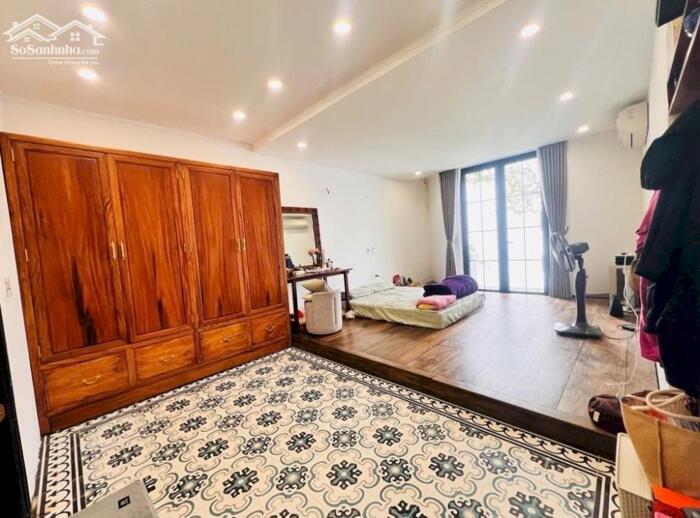 Hình ảnh Bán nhà phố Thái Hà_đắc địa_lô góc_ mt 8m_ô tô tránh vỉa hè_kd đỉnh_55m2_giá chào 25 tỷ 3