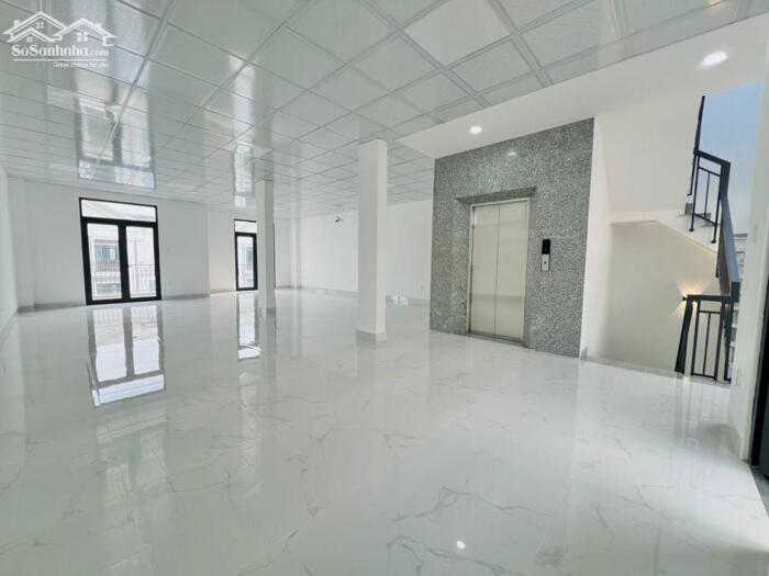 Hình ảnh Cho thuê nhà phố Vinhomes Grand Park - Diện tích lớn 144m² - Thang máy Nhà mới hoàn thiện chưa ở 5