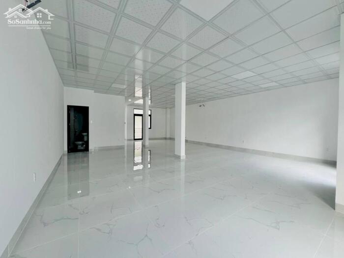 Hình ảnh Cho thuê nhà phố Vinhomes Grand Park - Diện tích lớn 144m² - Thang máy Nhà mới hoàn thiện chưa ở 4