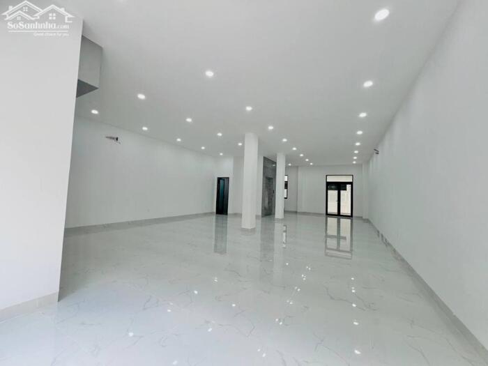 Hình ảnh Cho thuê nhà phố Vinhomes Grand Park - Diện tích lớn 144m² - Thang máy Nhà mới hoàn thiện chưa ở 8
