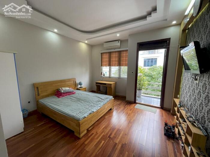 Hình ảnh Cho thuê nhà khu phân lô Văn Cao, 3 ngủ khép kín (90m2). 7