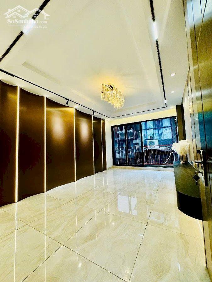 Hình ảnh Bán Nhà Mặt Phố Hoàng Cầu, Đống Đa. 61m x 6T Thang Máy. Nhà Mới Đẹp, Ô tô Tránh, 30,8 Tỷ 5
