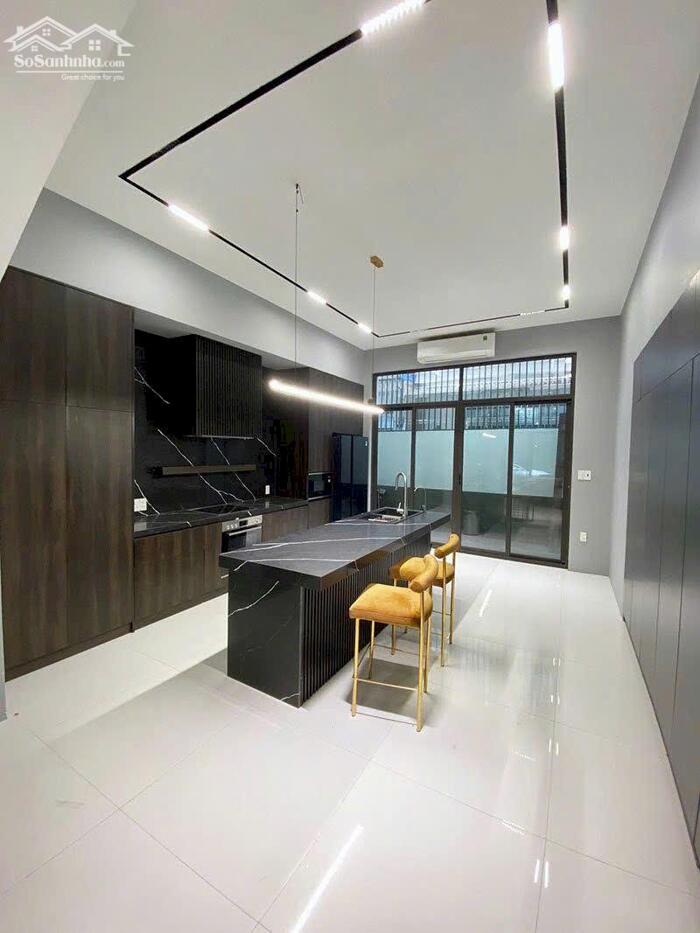 Hình ảnh Cần cho thuê nguyên căn siêu xịn tại Hoàng Huy Mall 6