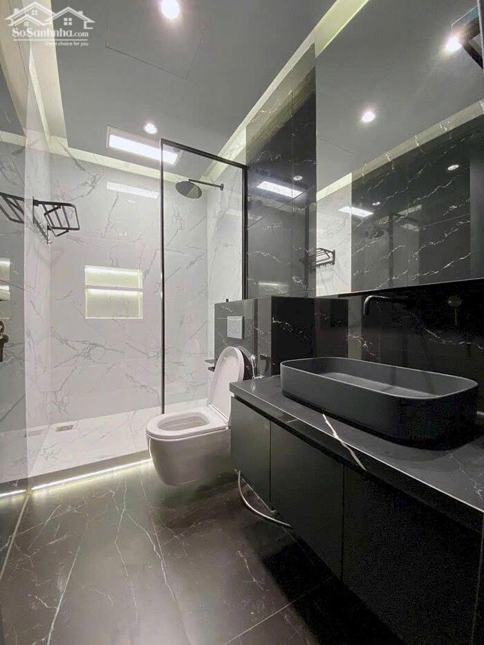 Hình ảnh Cần cho thuê nguyên căn siêu xịn tại Hoàng Huy Mall 4