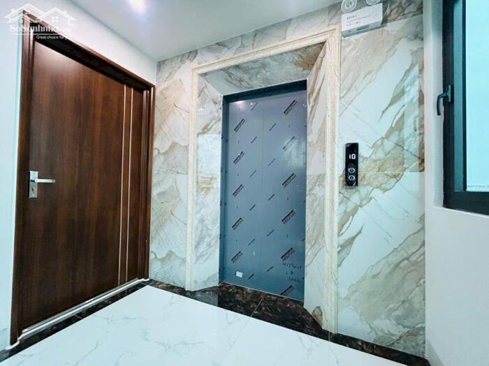 Hình ảnh Mặt phố La Thành 9 Tầng 59 Tỷ Nhà Đẹp Thang Máy Mặt Phố Mới Đẹp 1