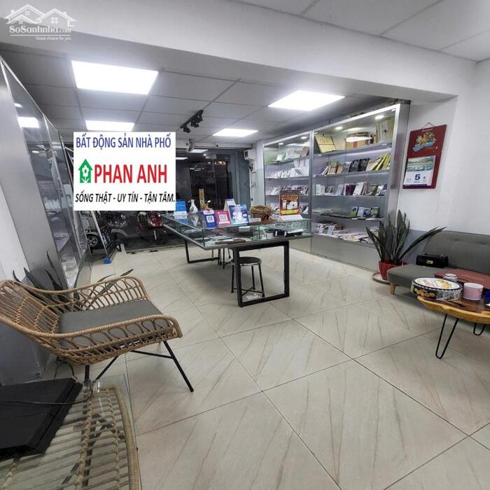 Hình ảnh [ Bán gấp ] nhà mặt phố Đặng Văn Bi, Thủ Đức | Có sẵn HĐT 240 triệu | MTKD 2 tầng, chỉ có 7 tỷ.n.n.n. 3