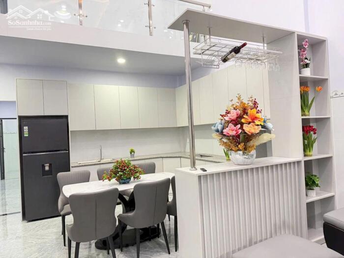 Hình ảnh bán nhà lầu 3 phòng ngủ , có số nhà phường phú tân , bến tre 6