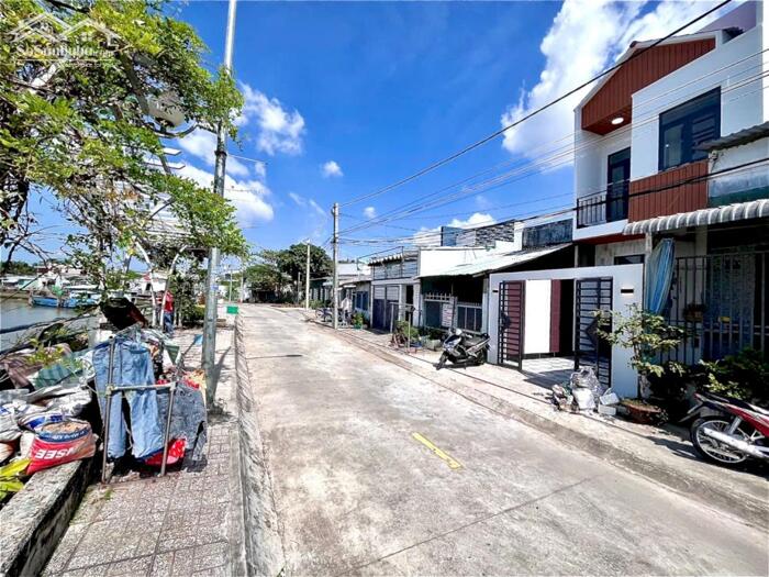 Hình ảnh Bán Nhà Trệt Lầu Mặt tiền Bờ kè Cái Sơn - Thông Nguyễn Văn Cừ & Lộ Vòng Cung, P.An Bình, TP.Cần Thơ 3