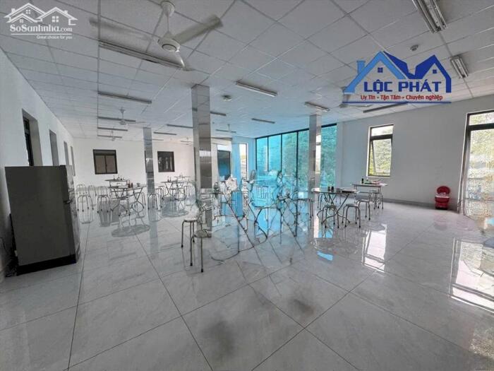 Hình ảnh Cho thuê nhà xưởng 5.500m2 giá chỉ 434 triệu. trong KCN Biên Hòa-Đồng Nai 1