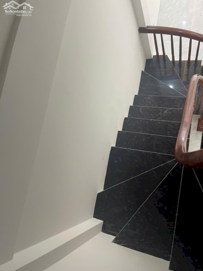 Hình ảnh Chính chủ cần bán nhà xây mới 4,5 tầng 36,6m2 tổ 8 Thạch Bàn, gần hồ Bộ Đội đang thi công chỉ 200m 5