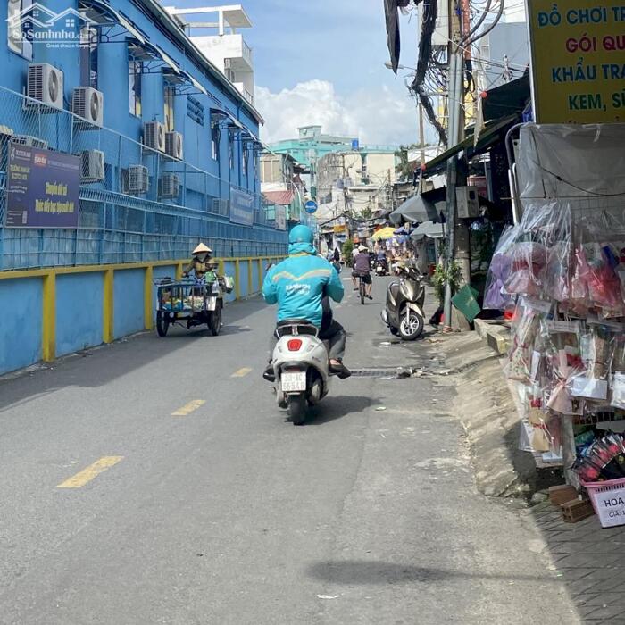 Hình ảnh Gấp bán giảm sâu đậm, DT 3.8x20m, sổ riêng, tiện xây mới làm nhà trọ hoặc CHDV, gần Tân Kỳ Tân Quý 0