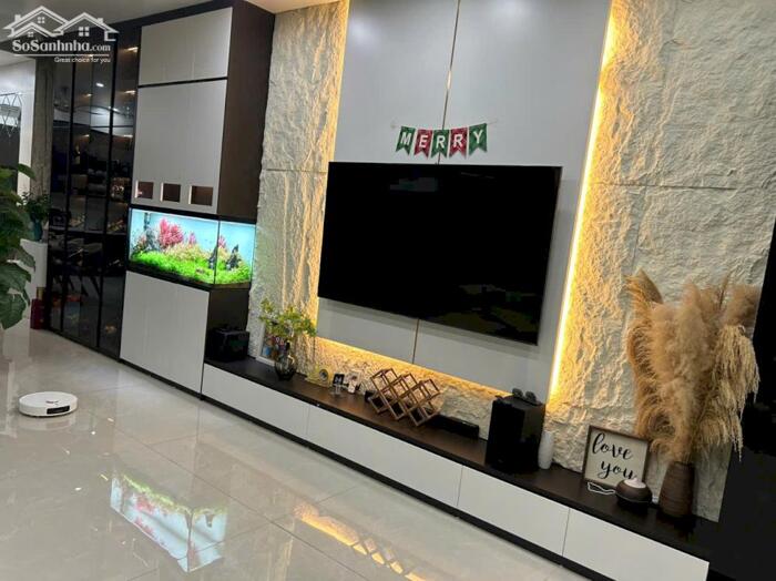 Hình ảnh Chính chủ chuyển công tác lên cần cho thuê nhà tại Hoàng Huy Mall 3