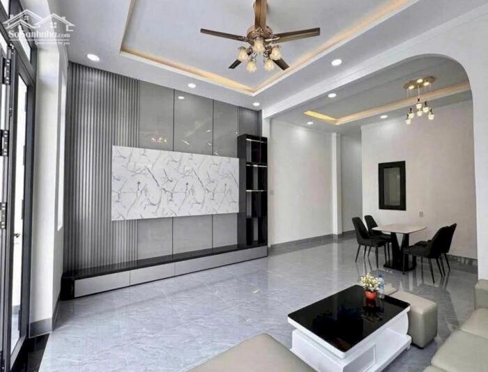 Hình ảnh Chính chủ bán gấp căn cấp 4 ngay nhà thờ Tân Triều, rộng 5m 2