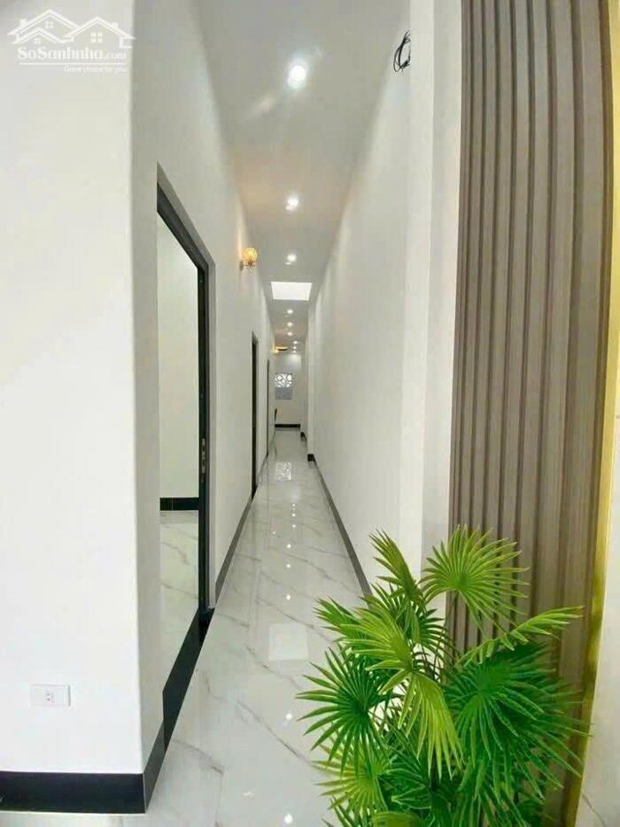 Hình ảnh Chính chủ bán gấp căn cấp 4 ngay nhà thờ Tân Triều, rộng 5m 4