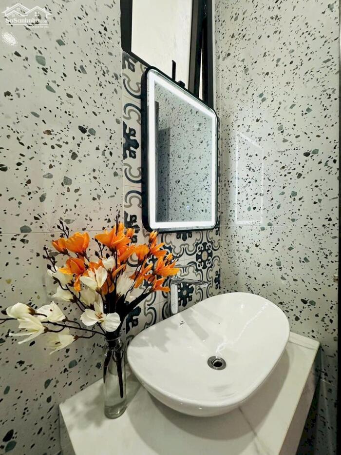 Hình ảnh PHAN THANH _ 2 MẶT KIỆT , 2. 5 TẦNG _ 88M², 5PN _ GIÁ: 5,49 TY 4